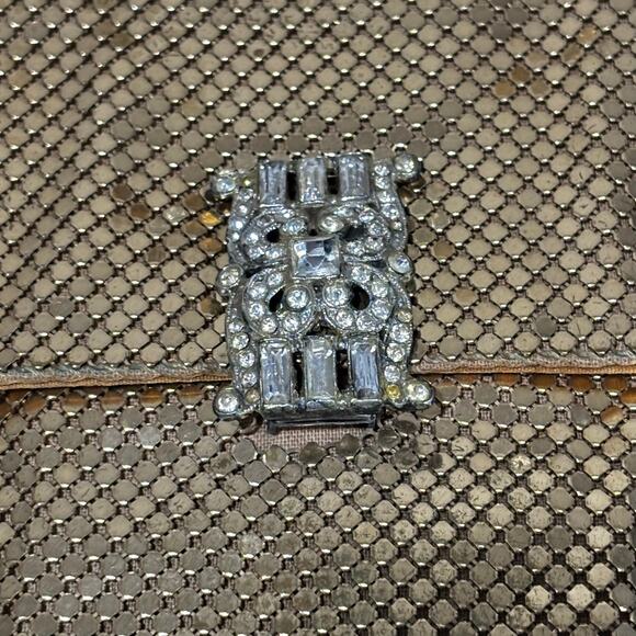 Vintage Whiting & Davis gold metal mesh clutch purse white rhinestones clasp - Picture 3 of 12